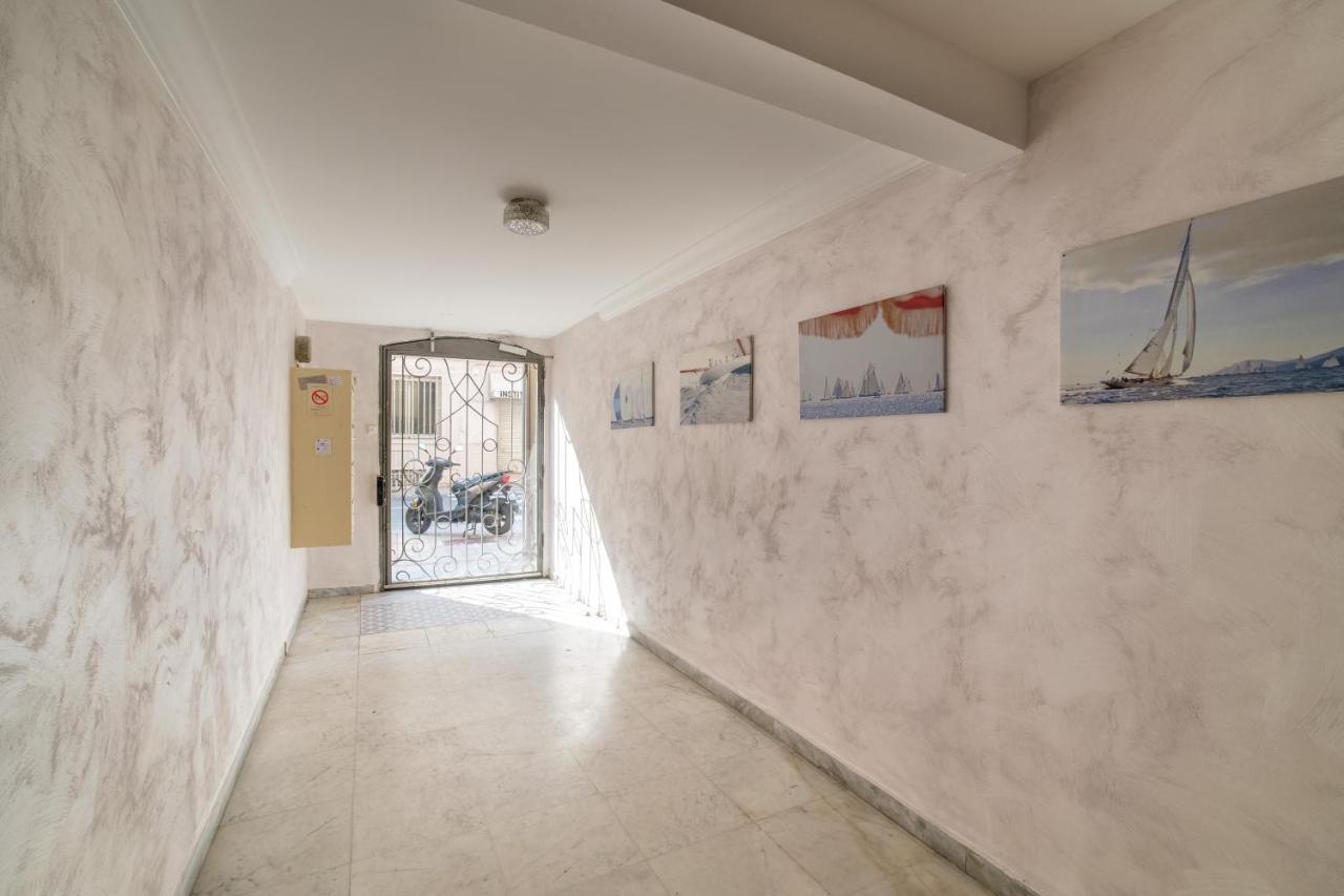 Ferienwohnung 3 Pieces- Vieux Port- Terrasse - Parking Possible Cannes Exterior foto